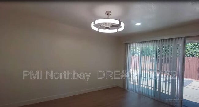 Building Photo - 2080 Diamond Way
