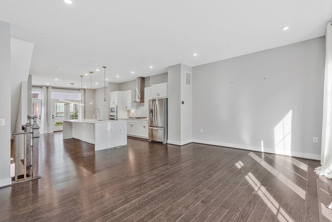 Foto del edificio - 1884 Easterly Rd