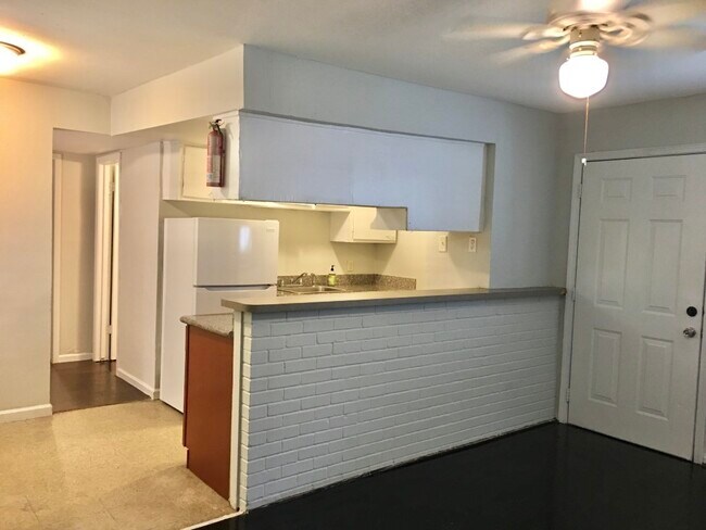 Foto del edificio - 1849 Richmond Ave.