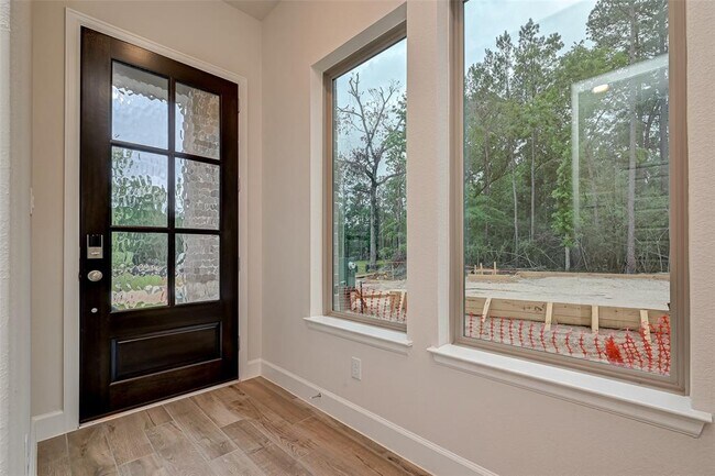 Building Photo - 308 Mullins Ct