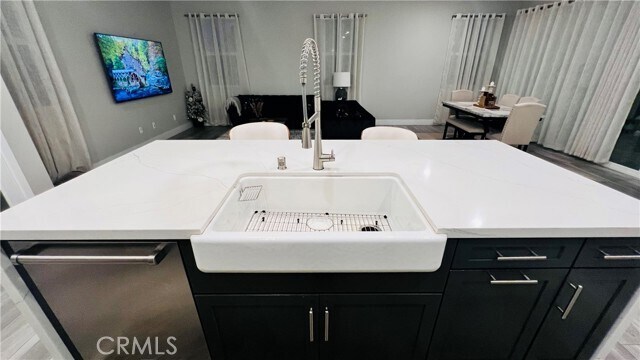 Foto del edificio - 27614 Orchard Ln