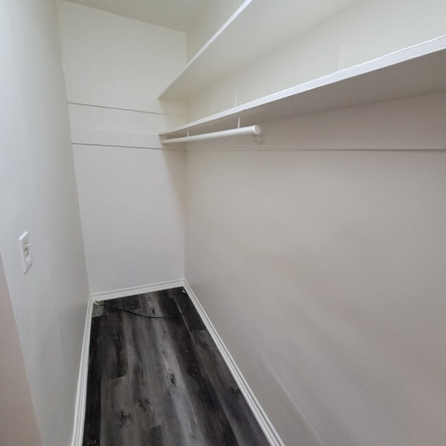 Foto del edificio - 1525 Cassil Pl