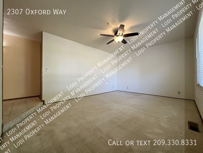 Building Photo - 2307 Oxford Way