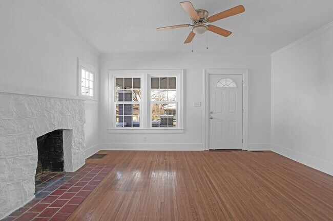 Foto del edificio - 3/ 2  Home for Rent!