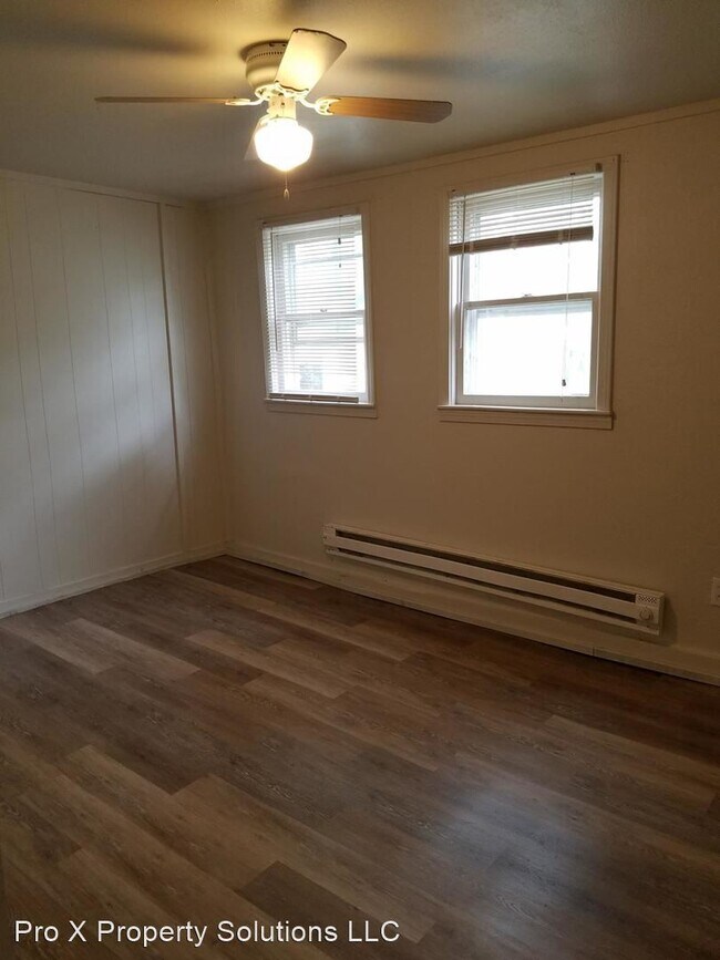 Building Photo - 401 N Olive St