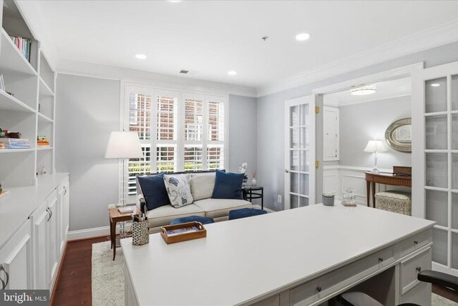 Foto del edificio - 308 S Fayette St