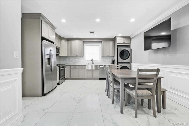 Foto del edificio - 24 Jefferson Ave