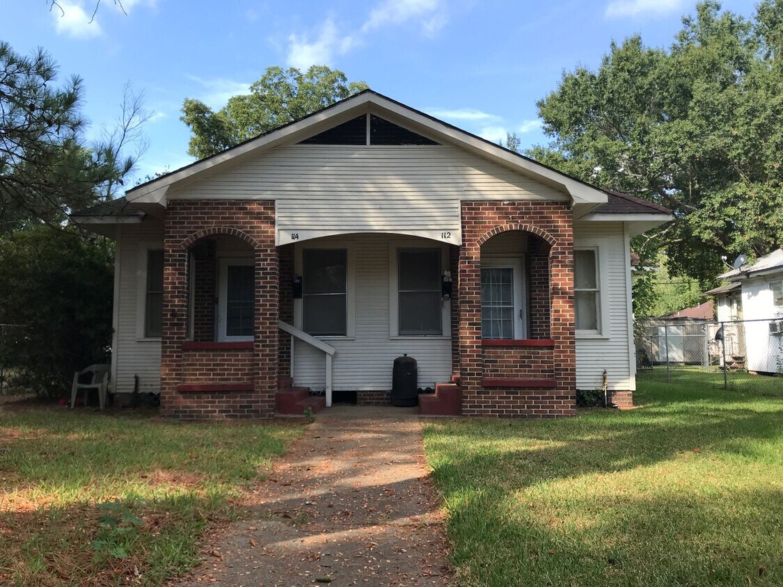 Primary Photo - 114 Cottage - Alexandria, off Rapides Ave.