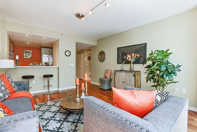 Foto del edificio - 555 4th St