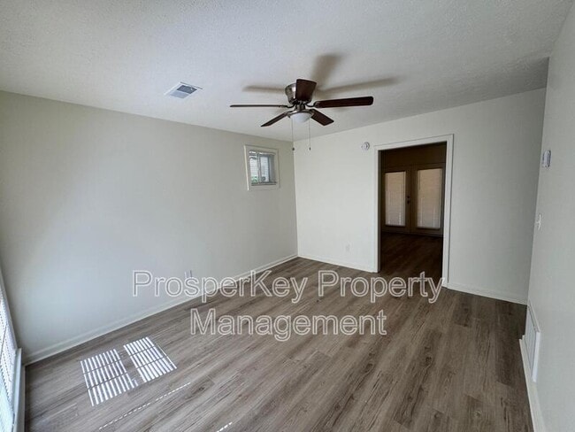 Building Photo - 6313 Stony Creek Dr