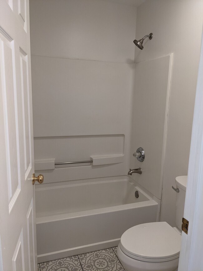 Bathroom - 316 Ogden Falls Blvd
