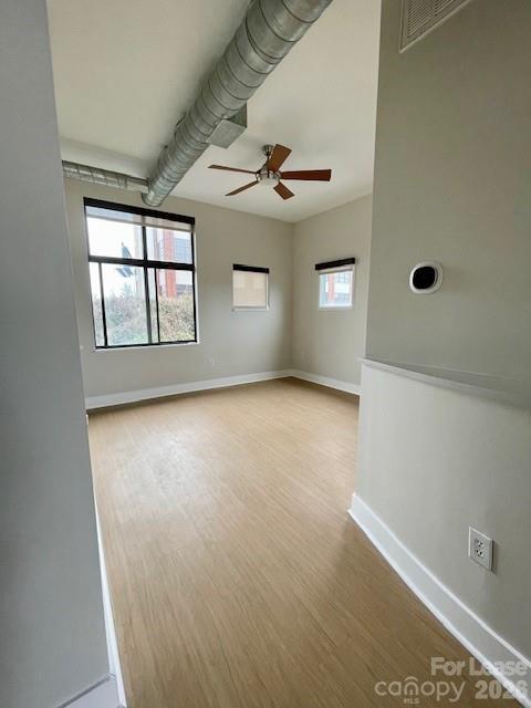 Foto del edificio - 514 W 10th St