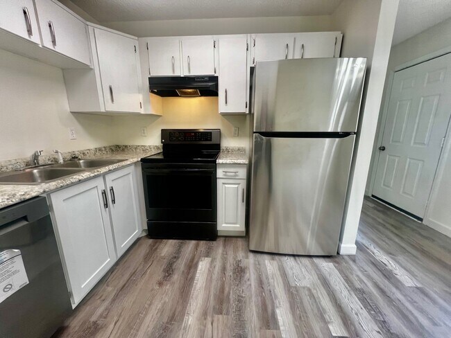 Foto del edificio - 1601 Big Tree Rd