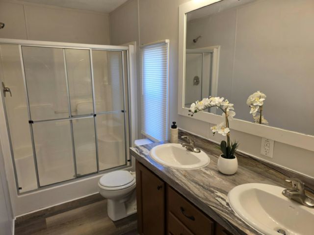 Foto del edificio - 6637 Stardust Ln