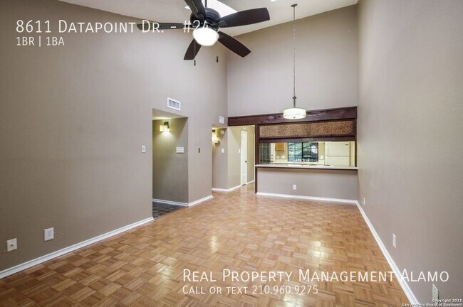 Building Photo - 8611 Datapoint Dr