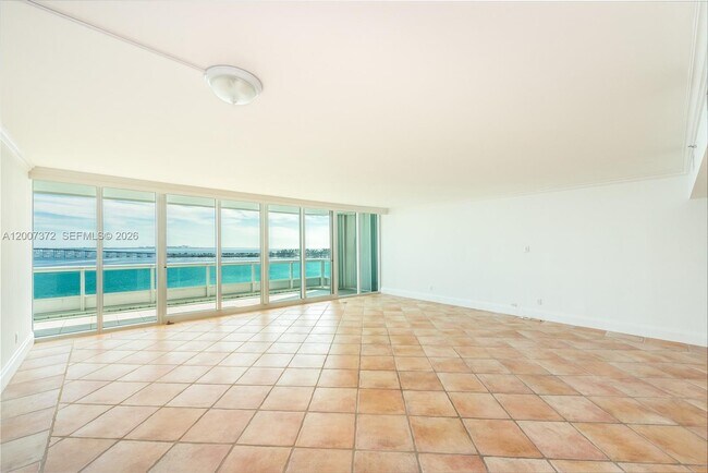 Foto del edificio - 1643 Brickell Ave