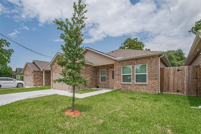 Foto del edificio - 7981 St Louis St
