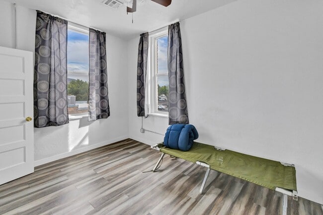 Foto del edificio - VINTAGE VAULT