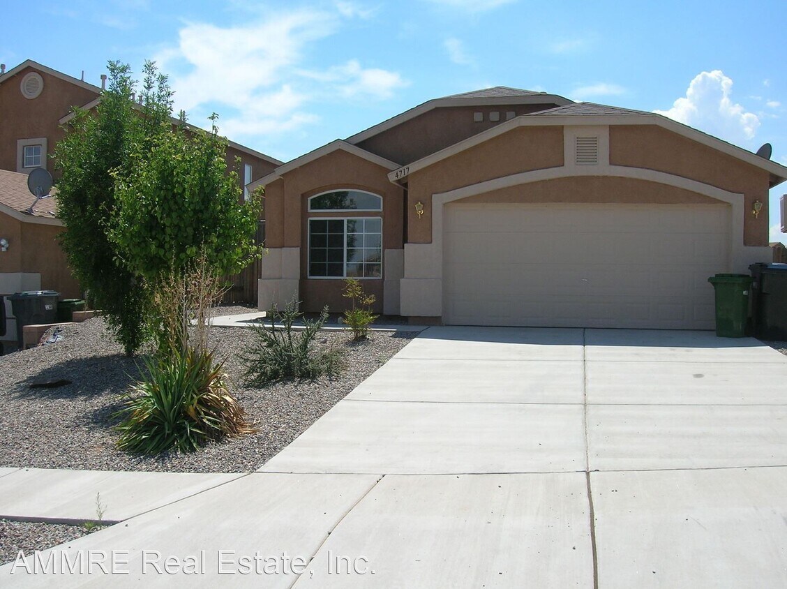 3 br, 2 bath House 4717 Dalmation Pl House Rental in Rio Rancho, NM