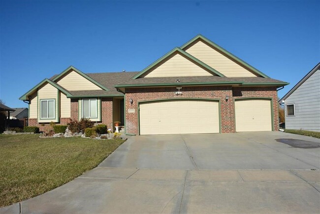 Building Photo - 12310 E Zimmerly Ct