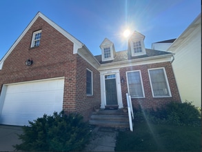 Building Photo - 2973 Salem Dr