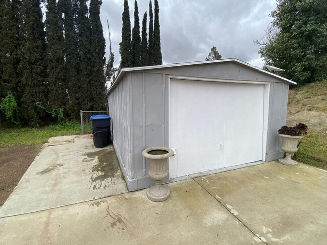 Building Photo - 21633 Monument Dr