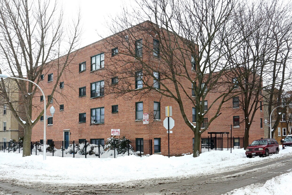 Primary Photo - 2839-2843 W Rosemont Ave