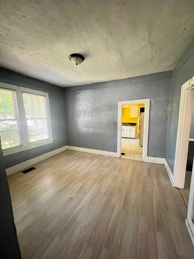 Foto del edificio - House For Rent
