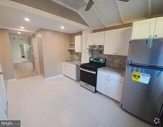 Building Photo - 1236 Wolf St