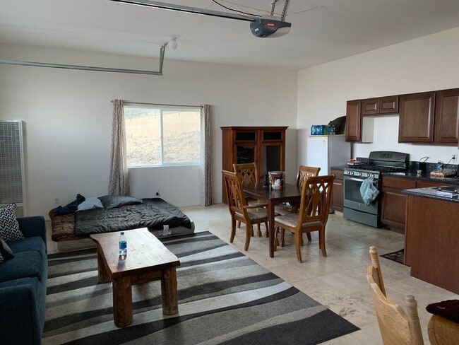 Building Photo - 17891 Alps Dr
