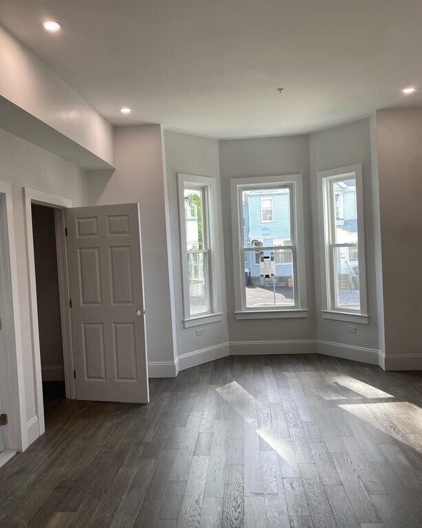 Foto del edificio - 88 Howard Ave