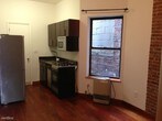 Foto principal - 429 E 12th St