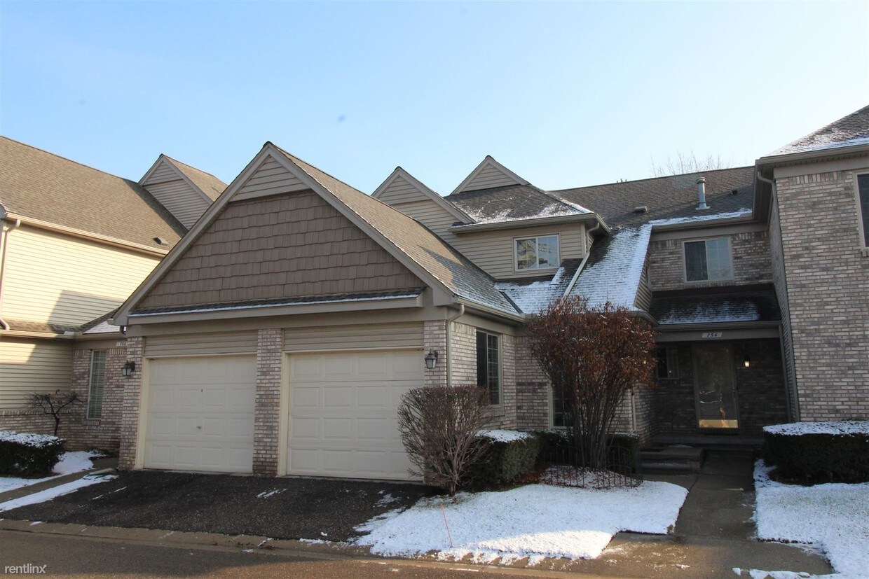 Primary Photo - 2 br, 2 bath Condo - 774 S Milford Rd