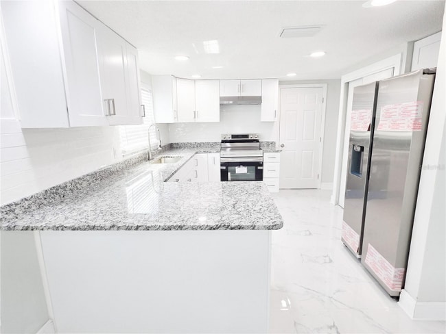 Building Photo - 7740 Sagebrush Dr