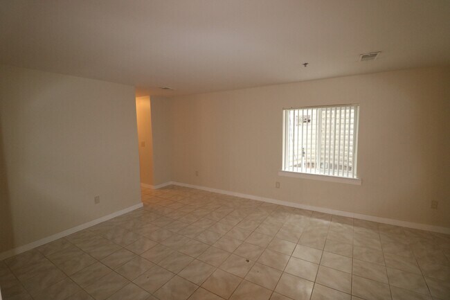 Foto del edificio - 14495 Vauxhall Dr