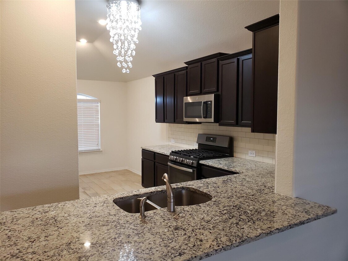 Foto principal - 601 Saguaro Dr