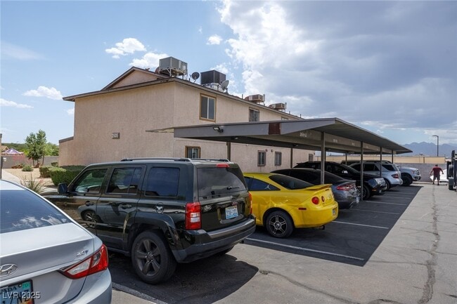 Building Photo - 3505 Rio Robles Dr