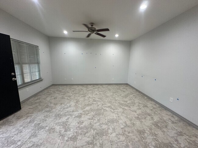 Foto del edificio - 13314 County Rd 285