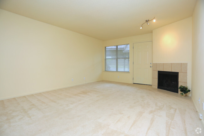 Living Area - Peppertree Condominiums