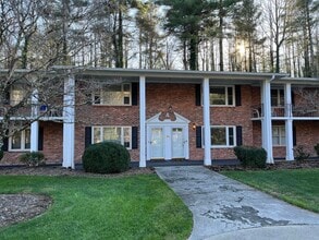 Building Photo - 102 Boyd Dr