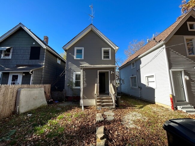 Building Photo - Embrace Comfort and Convenience in this 2-...