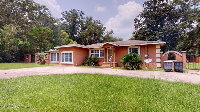 Foto del edificio - 8229 Hogan Rd