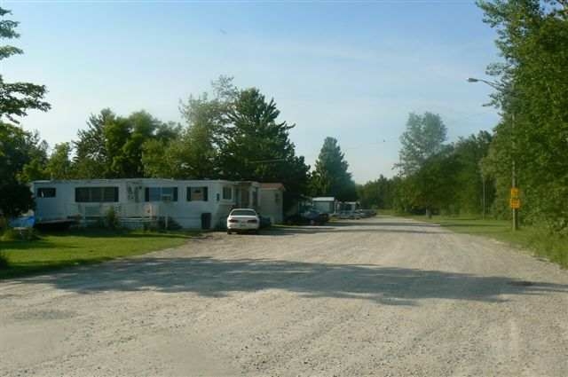 Building Photo - Bare point Estates