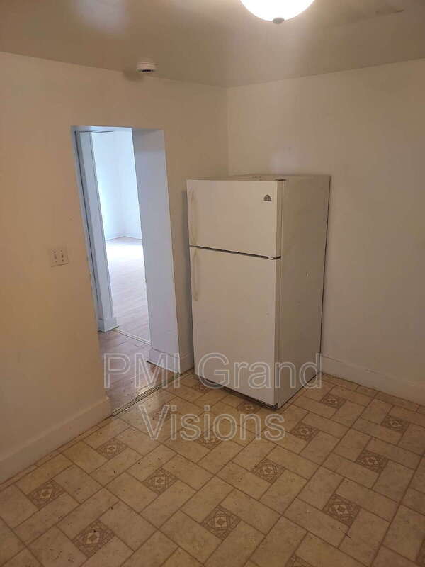 Foto del edificio - 2035 E William St