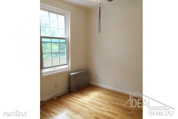 Building Photo - 47 Duffield St