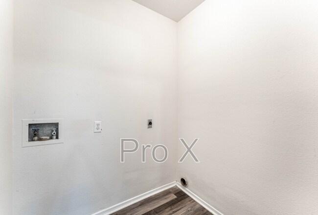 Foto del edificio - 2404 S. 16th St.