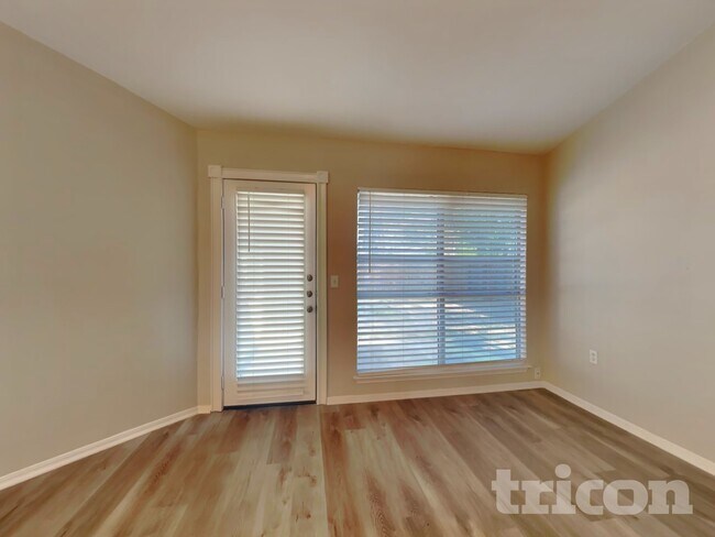 Foto del edificio - 10139 Trappers Ridge
