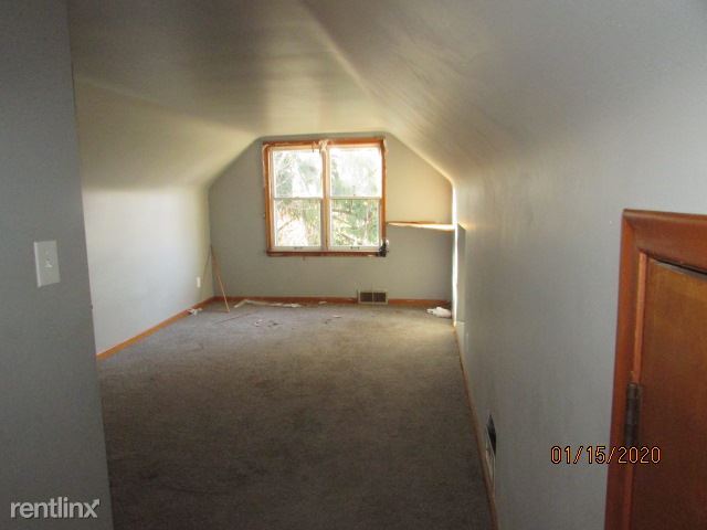 Building Photo - 3 br, 1 bath House - 11742 Roxbury St