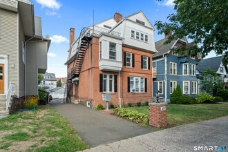 Building Photo - 251 Lawrence St