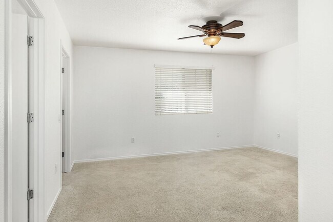 Foto del edificio - 10560 E Pleasant Pasture Dr